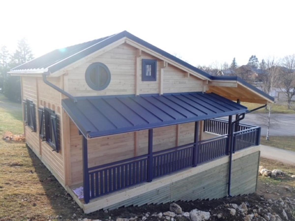 Chalet In Saint Laurent On A Slope Exterior foto